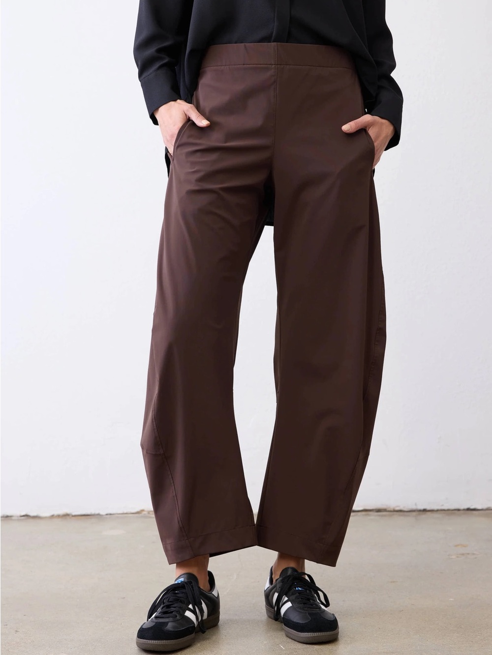 Ruti On The Loose Work Pant in Coffee